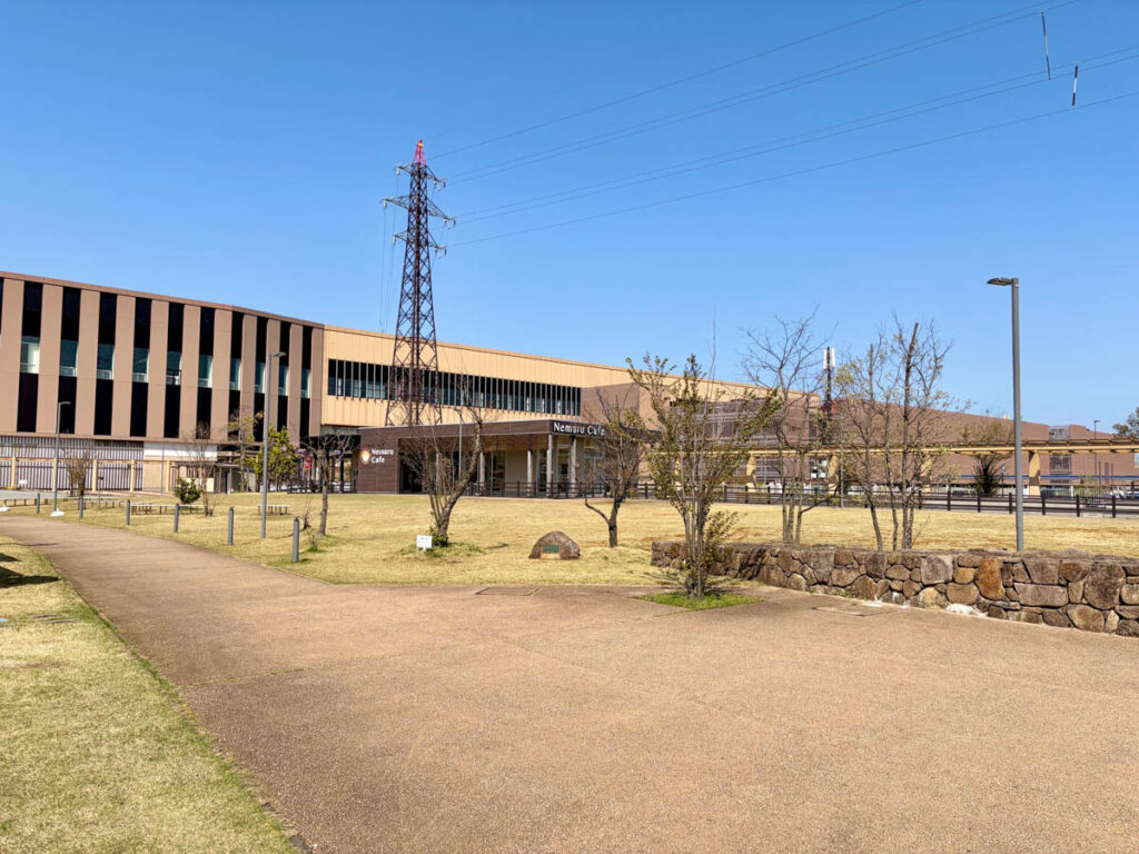 [新スポット]新高岡南口公園